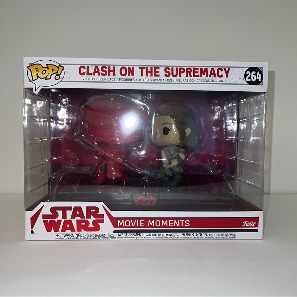 Funko Pop Star Wars Movie Moments
264 Clash on the Supremacy